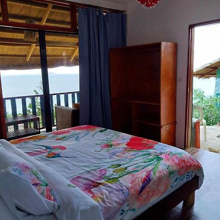 Miley Lodging Restobar New Busuanga Esterno foto