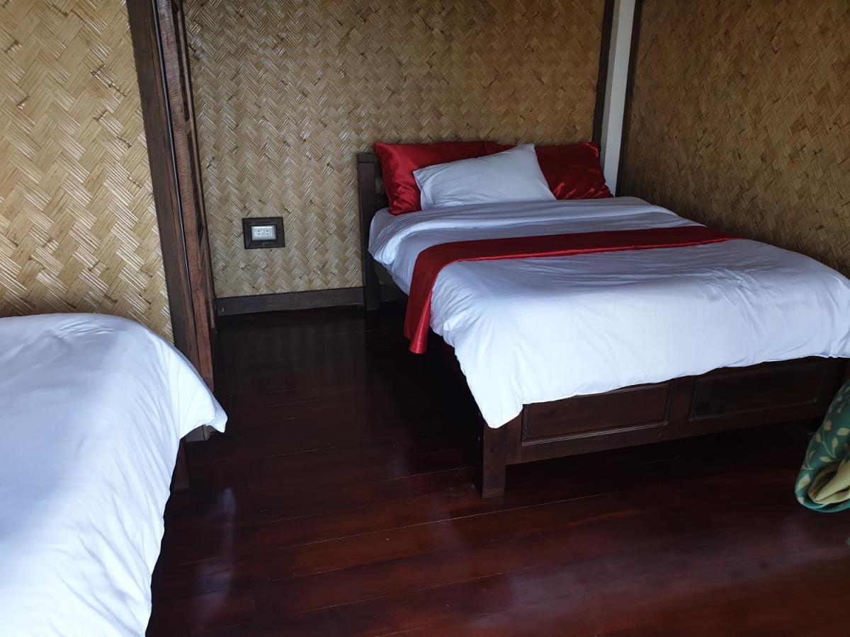 Miley Lodging Restobar New Busuanga Esterno foto