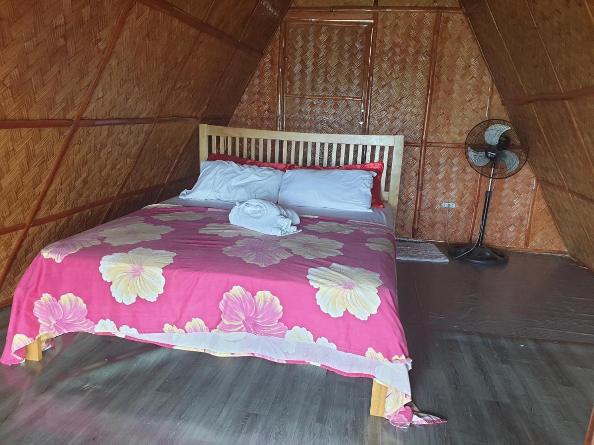 Miley Lodging Restobar New Busuanga Esterno foto