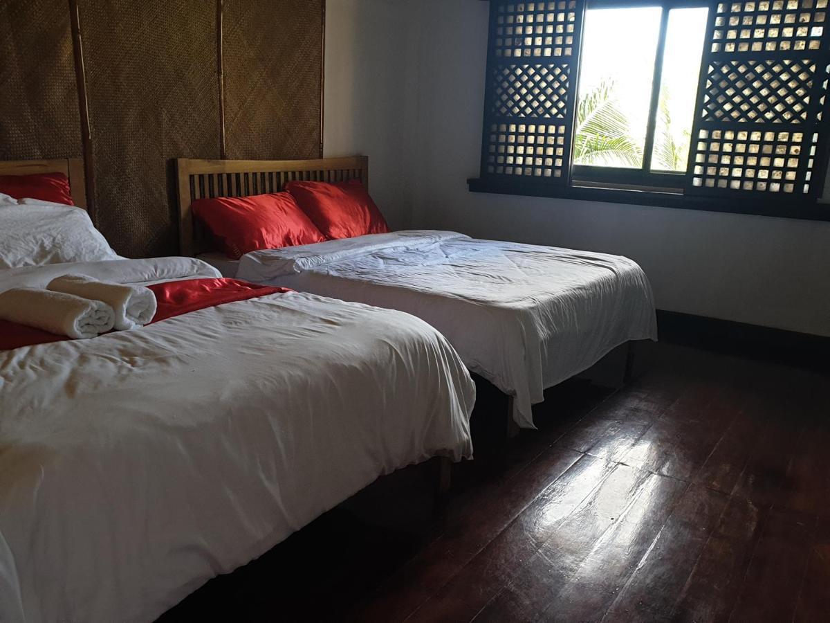 Miley Lodging Restobar New Busuanga Esterno foto