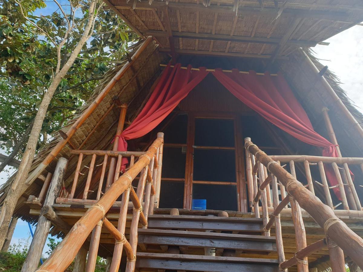 Miley Lodging Restobar New Busuanga Esterno foto