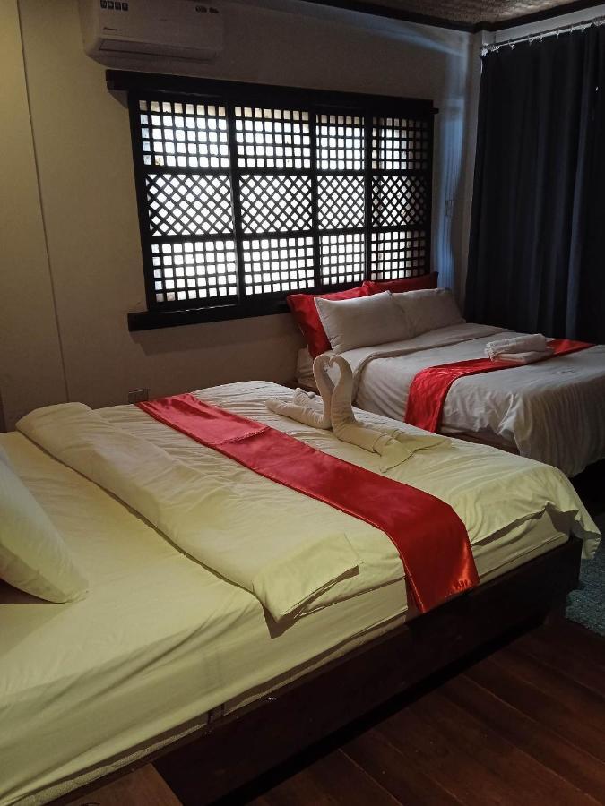Miley Lodging Restobar New Busuanga Esterno foto